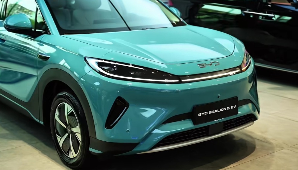 BYD Sealion 5 EV 520km